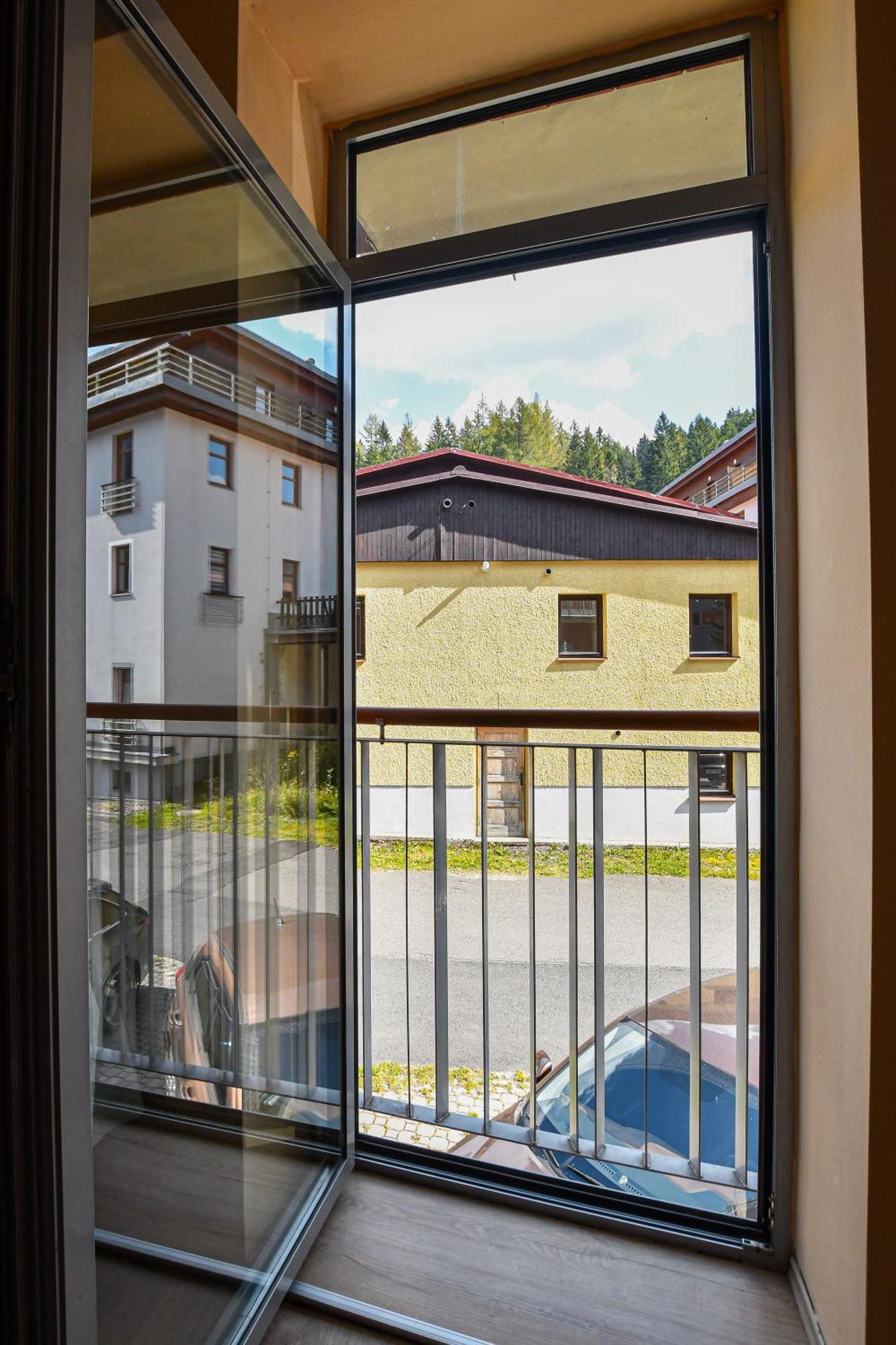 Apartmany Ados Гаррахов Екстер'єр фото
