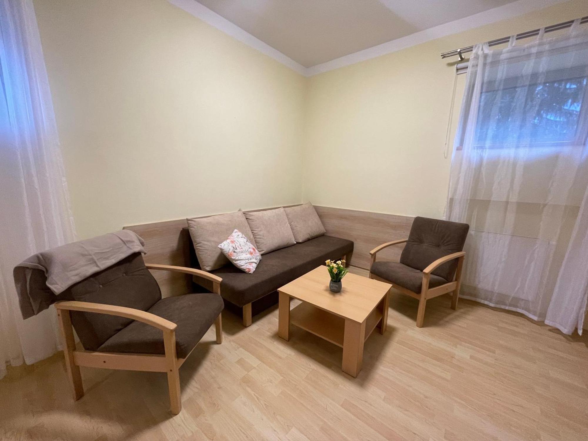 Apartmany Ados Гаррахов Екстер'єр фото